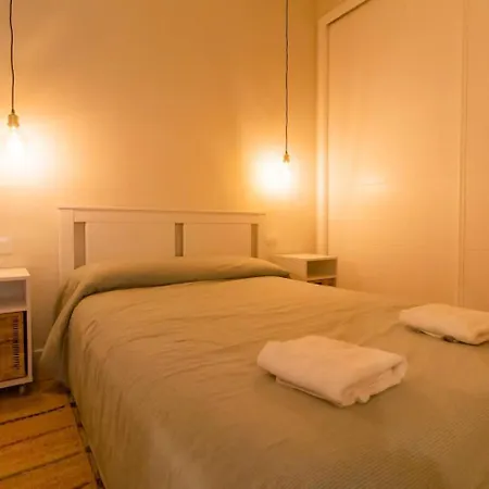 Sh Casa Candelaria. En El Centro. * 加的斯